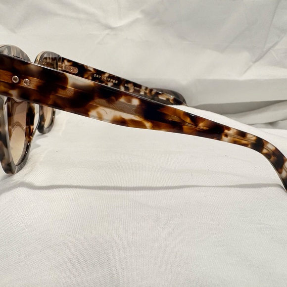 NEW! DITA DAYTRIPPER 22031-C-CMT-GLD; TOURTOISE & GOLD FRAME W/ BROWN GRADIENT L - Picture 5 of 7